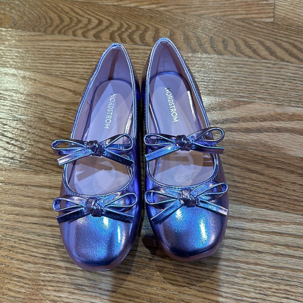 Kids shoes